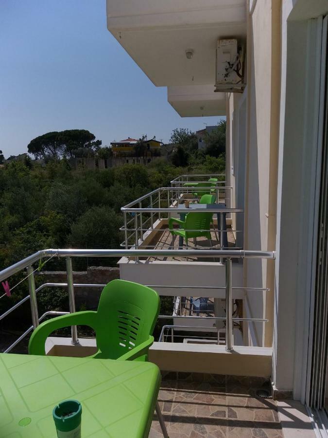 Hotel Afrodite Dhermi Ngoại thất bức ảnh